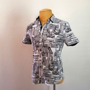 G by Guess M Mens black and white Button Down short sleeve shirt
